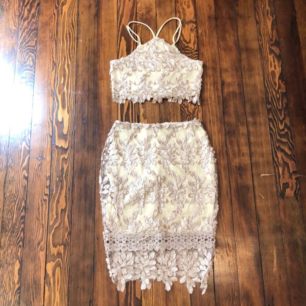 2-piece top and skirt